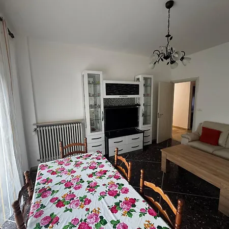 Serravalle 3 Apartamento